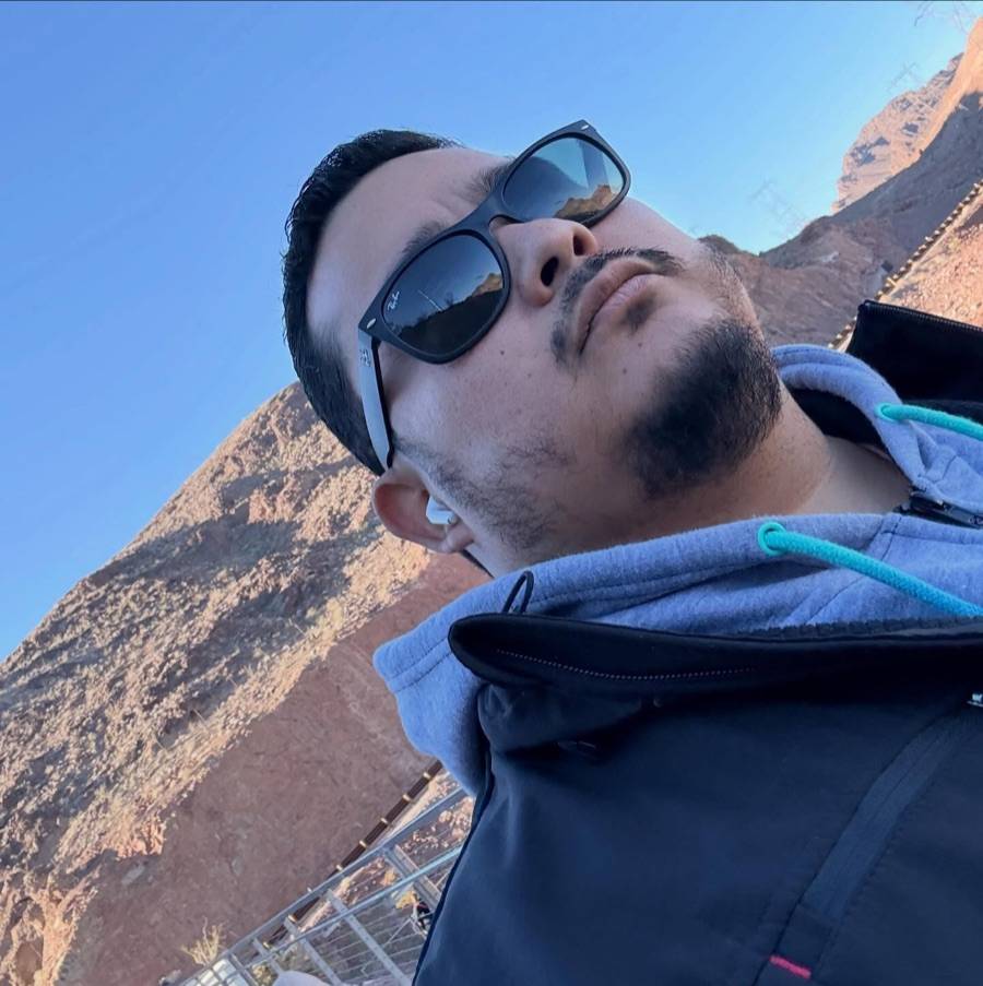 Alexis Polo, fundador del AWS User Group Ecuador